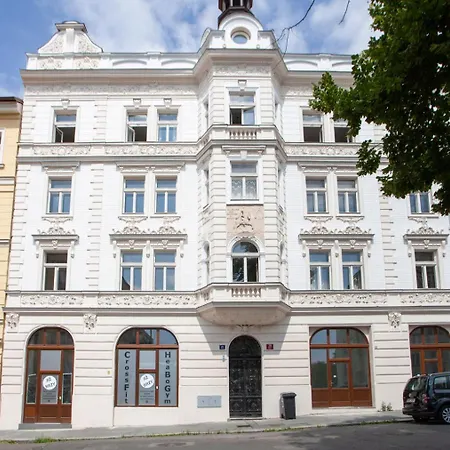 Blueground Vrsovice Near Grebovka Park Prg-15 Apartament *