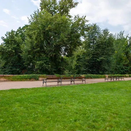 Appartamento Blueground Vrsovice Near Grebovka Park Prg-15 *